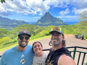 Jennings Brower Instagram - Maruuru, Moorea❤️🏝️🎄