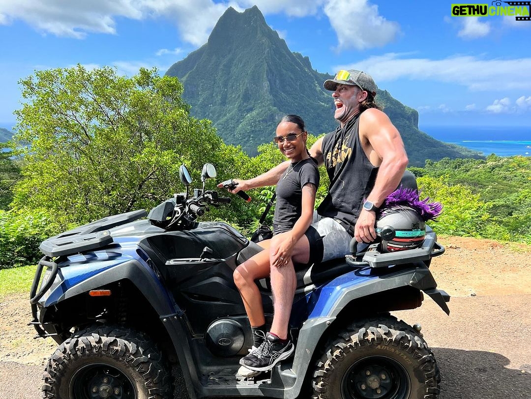Jennings Brower - 2.7K Likes - Maruuru, Moorea❤️🏝️🎄
