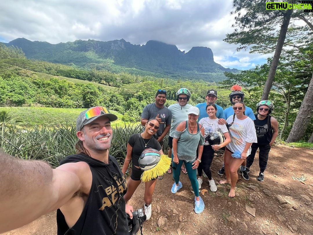 Jennings Brower - 2.7K Likes - Maruuru, Moorea❤️🏝️🎄