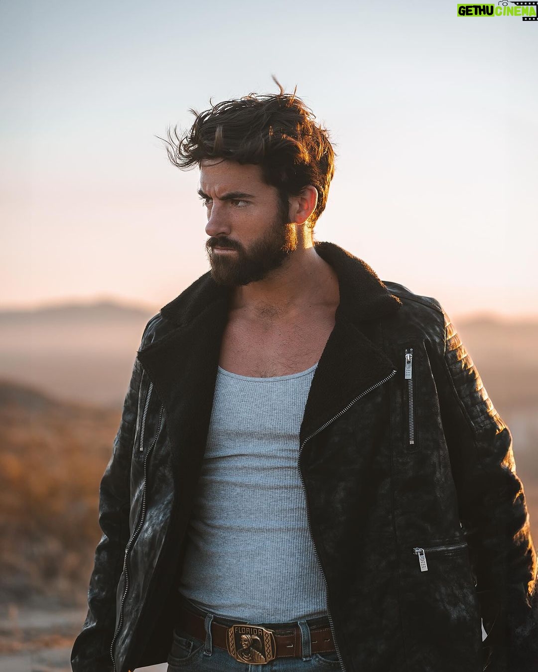 Jennings Brower - 4.4K Likes - “Patience isn’t my Strongest Suit.” -Wolverine❌
Who wants to make a movie?👀🎥🎬
AMAZING shots of one of my favorite superheroes, #Wolverine , by my brother @samussphoto 📸
#marvel #deadpool3 #actor #cosplay #wolverinecosplay #xmen