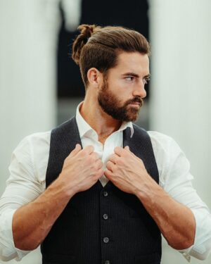 Jennings Brower Instagram - All Of The Lights💡✨

Fun Fact: Acting has been my dream since I was a little kid, but Modeling was my first line of paid work in the Entertainment Industry.📸

Thank you @benjamin_farren and @jacob.halter for working your magic and bringing this concept to life📷🤩

#model #modeling #actor
