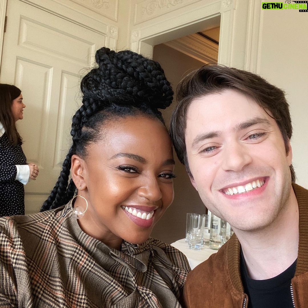 Jerrika Hinton Instagram - ❌,🩲& 💛 in 🇬🇧 for #HuntersTV