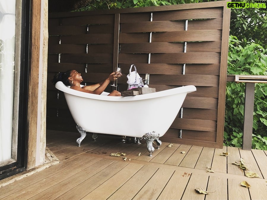 Jerrika Hinton Instagram - Dear Diary, A few last things. Let’s remember that amazing dinner party, bathing outdoors on the shores of the Nile, monkeys at the Baha’i Temple, eating nsenene rolex and boo sauce, fish eyes and Sungi’s beautiful art. Weebale. • Kampala, Jinja & Kangulumira Uganda