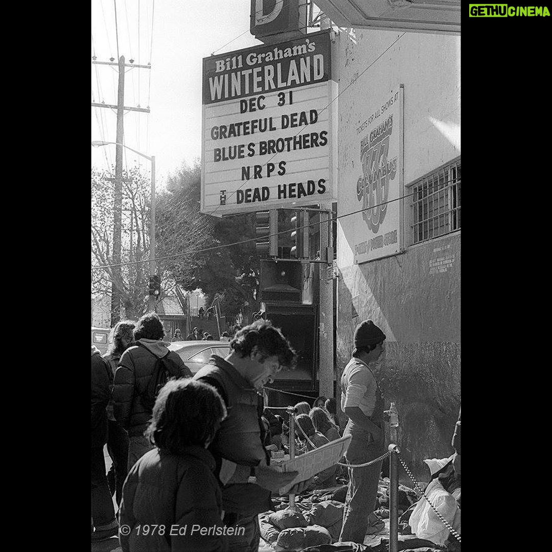 Jerry Garcia - 3.1K Likes - The closing of Winterland – 12/31/78 🌹
📷: Ed Perlstein