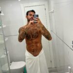 Jesús Palacios Instagram - Once you care, you’re fucked 🗣️💥 #catchmeifyoucan . . . . . . . . . . . . . #selfie #bathroomselfie #selfietime #jesuspalacios #jesusloveisland #loveislandespaña #model #modelo #modellife #modelshoot #fitnessmodel #tattoo #tatt #tattooart #tattoomodel #ink #inkmodel #inklife #inkaddict #inkart #like #likesforlike #likeforfollow #likeforlikeback #likeit #like4follow #pic #mirror Málaga, Spain