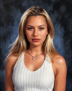 Jessica-Jane Stafford Instagram - 90’s yearbook photos 😂 #90syearbook #YearBook