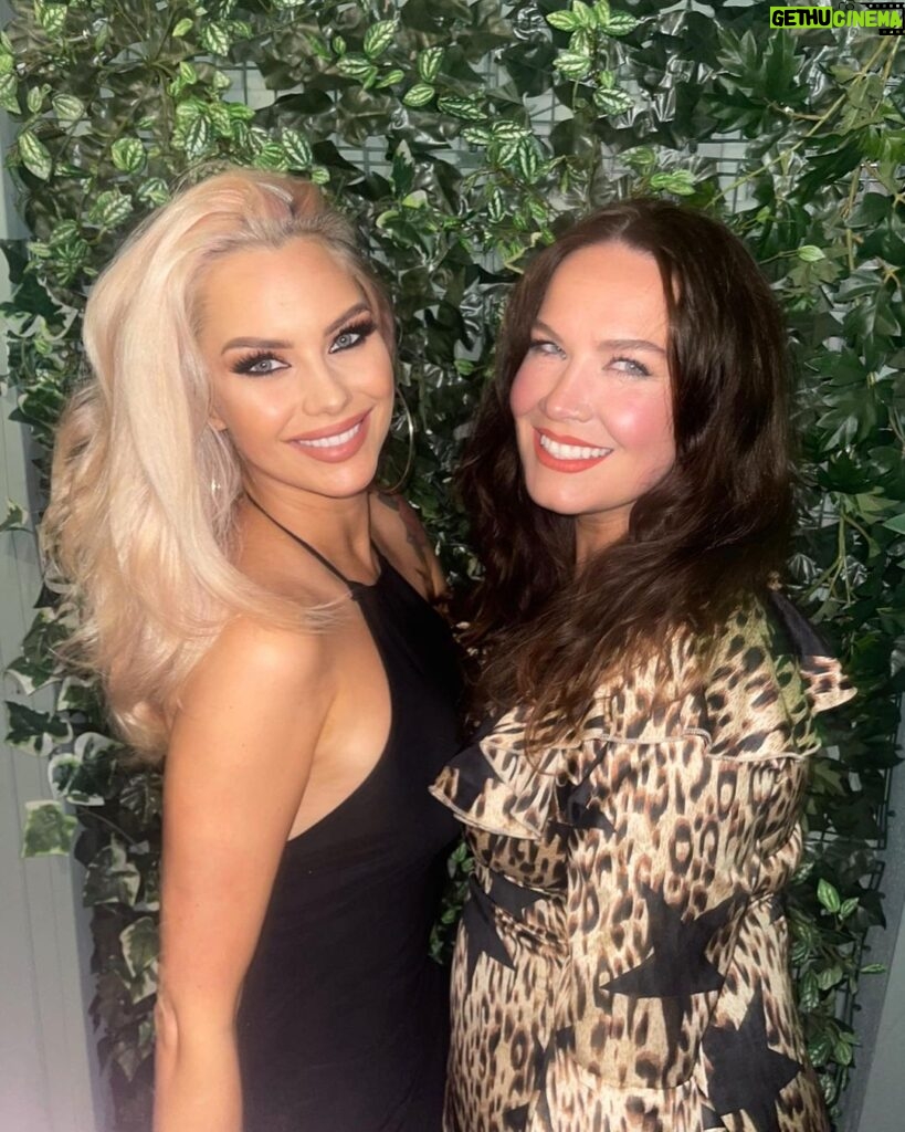 Jessica-Jane Stafford Instagram - Missing this awesome human @bodaciouslybella_ 🥰🥰🥰👌🏼👌🏼