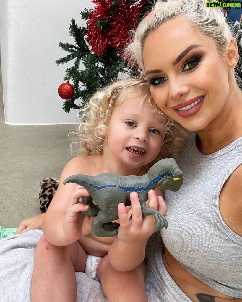 Jessica-Jane Stafford Instagram - Baby Stafford and his dinosaur 🦖