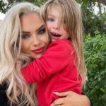 Jessica-Jane Stafford Instagram - My Velcro baby 🥰