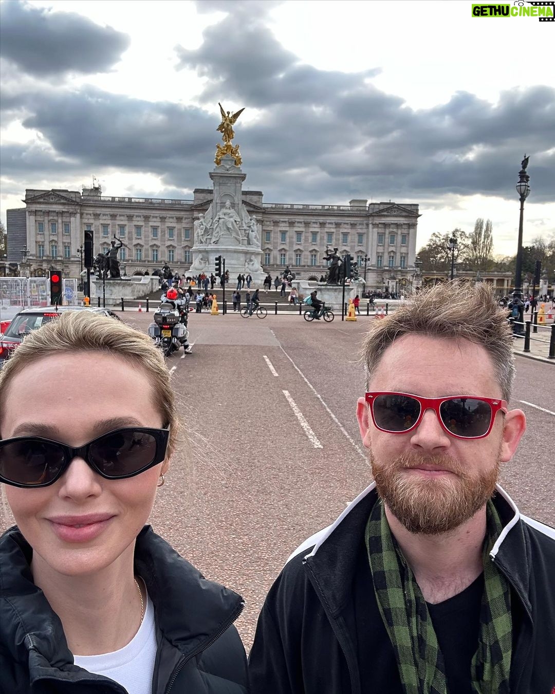 Jessica Cook Instagram - Out and about 🏴 London, United Kingdom