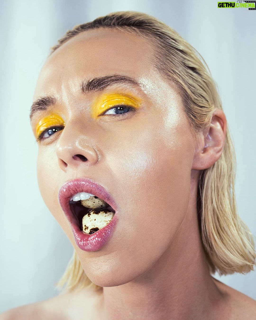 Jessica Cook Instagram - D.A.N.K. Easter Created by: @raquelhoque Model: @jessicamcook Creative: @imitation.of.life