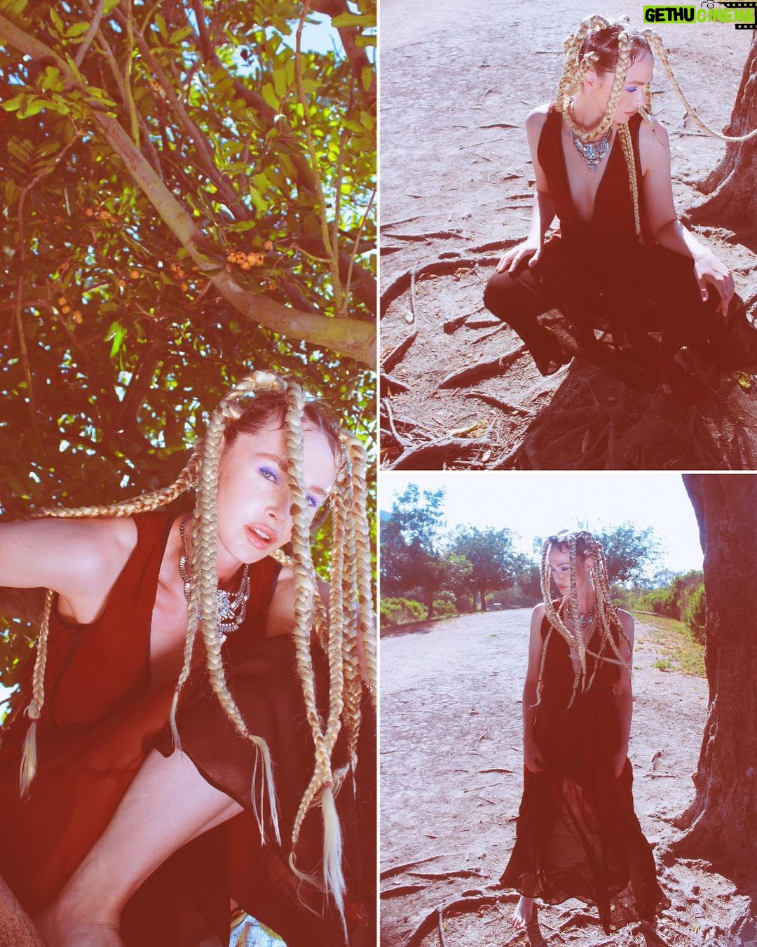 Jessica Cook Instagram - D.A.N.K “Earth, Wind & Fire” Created by: @raquelhoque Model: @jessicamcook Assist: @go_for_neens @dankmagazinecollective Los Angeles, California