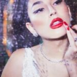 Jessica Gomes Instagram – New @jessica_mccormack Carmela
Shot in London by @ellenvonunwerth
@beasweetbeauty
@1malcolmedwards
@stylistmikeadler
@amistreets
@cheynetd
Thank you dream teamβ€οΈβπ₯ London, United Kingdom