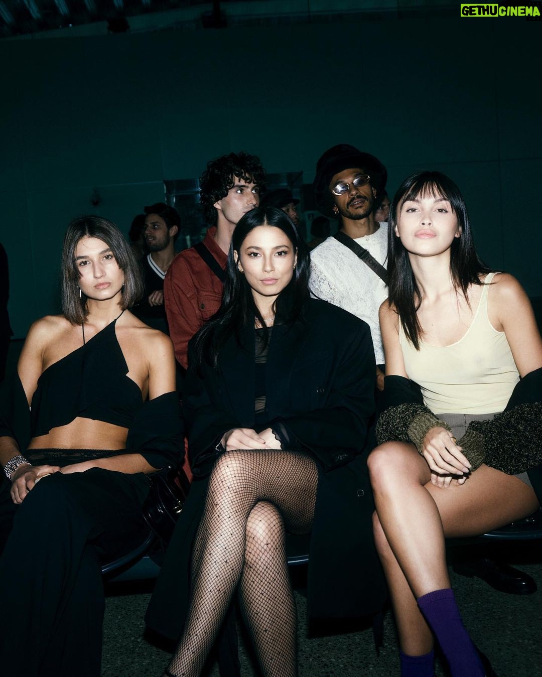 Jessica Gomes Instagram - front row 📸 @photomyles make up by my girl @chantellebaker