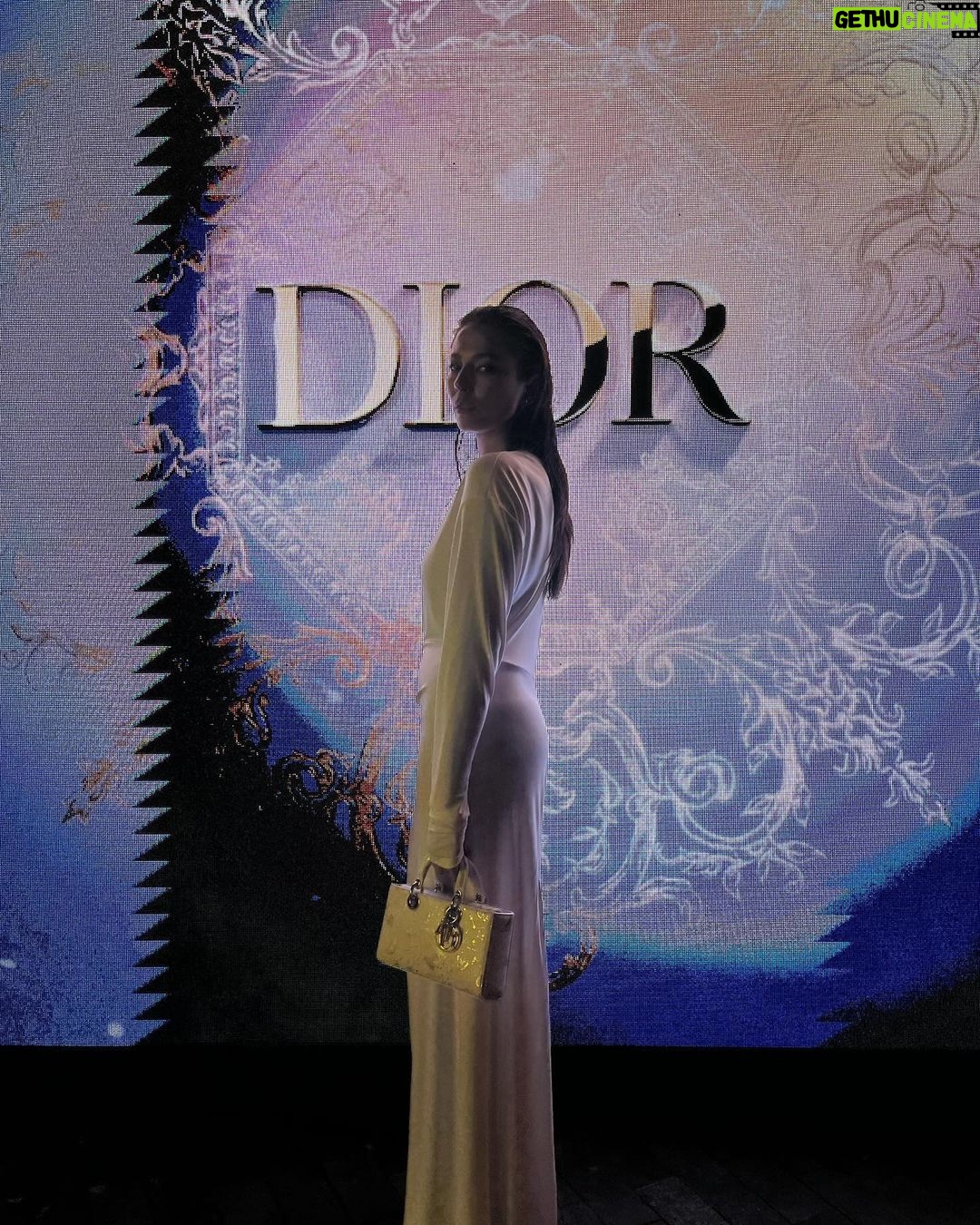 Jessica Gomes Instagram - 🤍🕊️ @diorbeauty @dior 🕊️🤍 National Art School