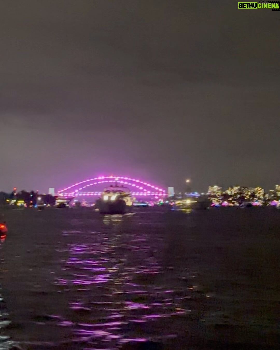 Jessica Gomes Instagram - magical beginnings ✨ Sydney Harbour