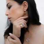 Jessica Gomes Instagram - “Amore, Love in Verona @roberto_coin #RobertoCoin #ad” @peterdhayes @lindajefferyesmakeup @_roryrice_ @andreasabellana 💎