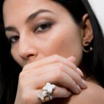 Jessica Gomes Instagram - “Amore, Love in Verona @roberto_coin #RobertoCoin #ad” @peterdhayes @lindajefferyesmakeup @_roryrice_ @andreasabellana 💎