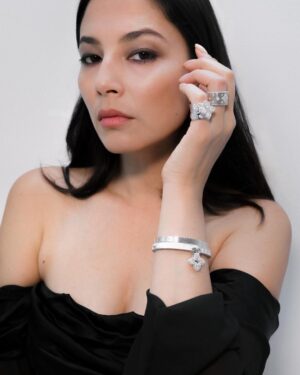 Jessica Gomes Instagram - “Amore, Love in Verona @roberto_coin 
#RobertoCoin #ad”
@peterdhayes 
@lindajefferyesmakeup 
@_roryrice_ 
@andreasabellana 
💎