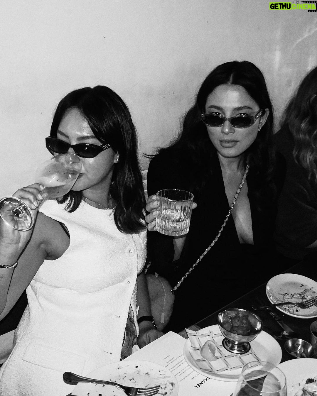Jessica Gomes Instagram - #chaneleyewear @chanelofficial