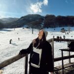 Jessica Mila Instagram - Winter wonder in the heart of the mountains ❄️ Hakuba