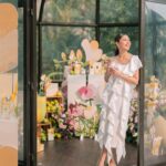 Jessica Mila Instagram - Share the joy of fresh English Pear & Freesia or sweet English Pear & Sweet Pea with someone special. Discover a pear in every bottle. Now available at Jo Malone London stores and Lazada Mall🍐✨ #JoMaloneLondonID #EnglishPear #APearInEveryBottle