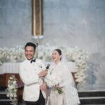 Jessica Mila Instagram - Hand in hand, heart to heart, on this day, our adventure starts #KUPunyaMILA