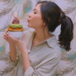 Jessica Mila Instagram - Craving Magnum x Bakerman menu right now! 😍✨ Now, I found hacks for Magnum Namelaka Croissant with simple steps and easy-to-find ingredients. This is my ultimate weekend treat! Come join me as #TeamMatcha and recreate this at home, have a pleasurable and zen weekend 💚 #MagnumxBakerman #TGIFwithMagnum