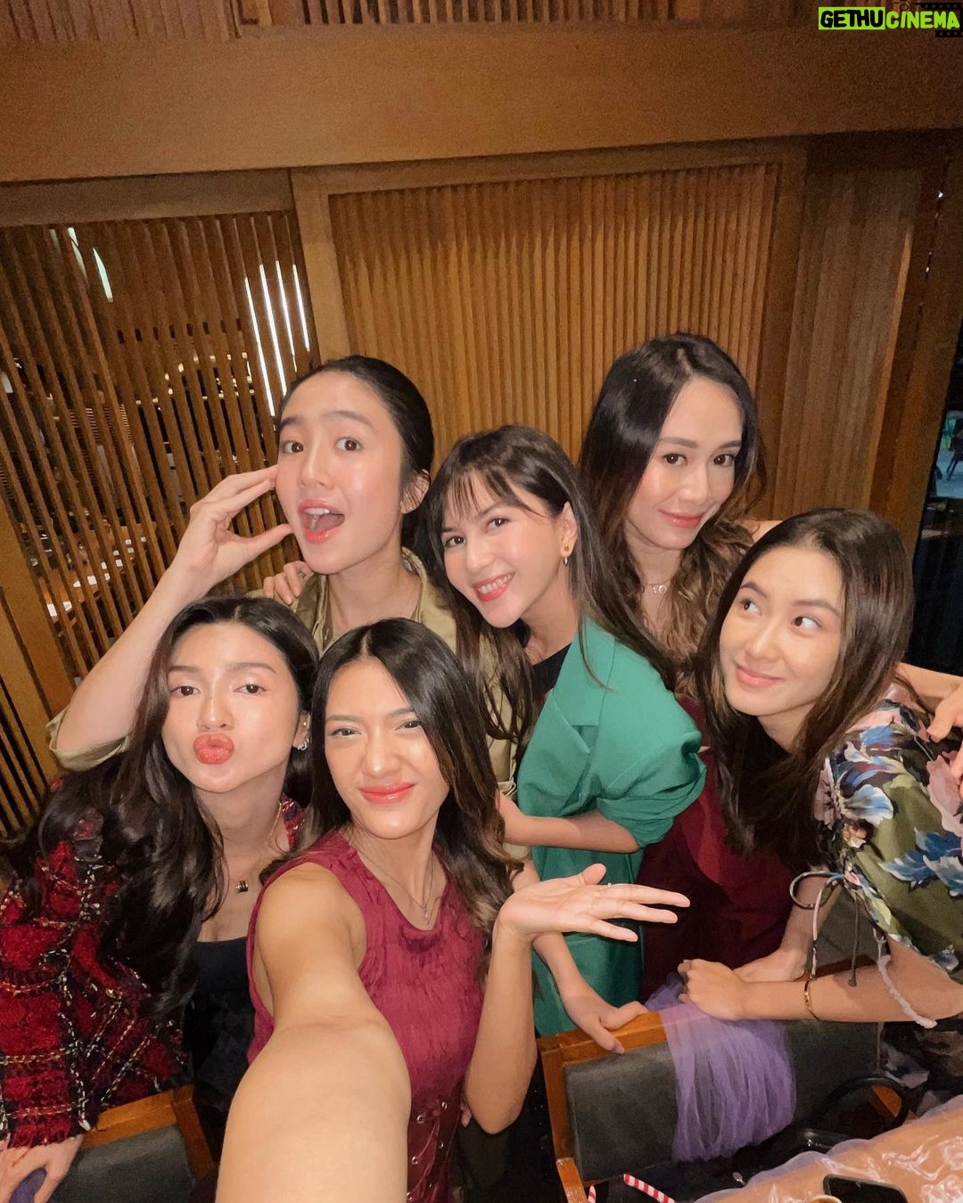 Jessica Mila Instagram - A throwback to a great place with great food. Thank you @takumirobata for the all the yumminess! Senayan Avenue by Ottolima