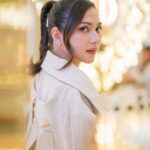 Jessica Mila Instagram - Relive the magic of the season with glimpse of the splendid DIOR HOLIDAY COLLECTION, still echoing at www.dior.com/en_id/beauty/. 🎁✨ #ThrowbackToDiorMagic #MemoriesInDior @diorbeauty