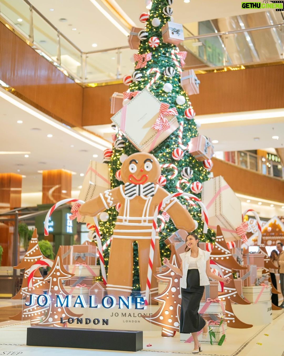 Jessica Mila Instagram - A touch of elegance and a hint of holiday bliss - my Jo Malone favorites are the perfect companions for this festive season ✨ #JoMaloneLondonID #SeasonOfScent