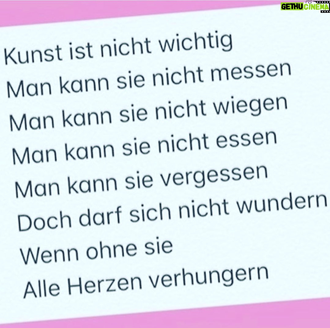 Jessica Schwarz - 1.6K Likes - @alarmstufe_rot_ Gedicht @maxrichardlessmann 🙏🏼