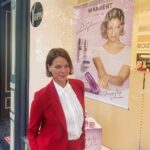 Jessica Schwarz Instagram - Heute bin ich als Markenbotschafterin für @marbertgermany und das Parfümerienetzwerk @ybpn_de in Köln bei der @parfuemerie_becker für euch unterwegs... Wenn ihr mehr über eine persönliche Beratung in den YBPN Parfümerien erfahren wollt, schaut in meiner Story vorbei :-) #marbertgermany#ybpn#parfümeriebecker#madeingermany#beautylovers#metime Cologne, Germany