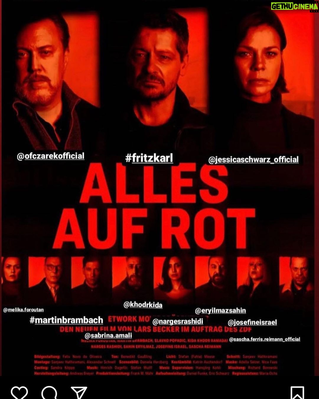 Jessica Schwarz Instagram - Heute Abend im ZDF um 20.15 Uhr @fritzkarl_officialpage @ofczarekofficial @nargesrashidi @khodrkida @martinbruchmann @melika.foroutan Regie #larsbecker