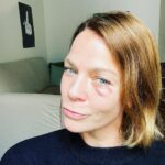 Jessica Schwarz Instagram - Nicht nur positiv, jetzt hat mich auch noch der Wäscheständer ausgeknockt 👊🏼 #reichtgerade#aprilaprildermachtwaserwill#gutdasichgeradenichtdrehenkann#🤌🏻