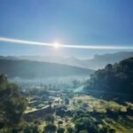 Jessica Schwarz Instagram - Asien oder doch Mallorca 🤔 #beautifullocations#zdf#lillysverschwinden#mallorca#soller#sunrise Port de Sóller