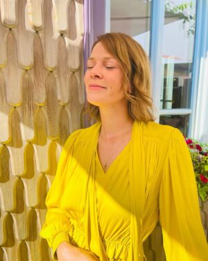 Jessica Schwarz Instagram - Life is good ... and it gets better and better 💛 thx @marccain