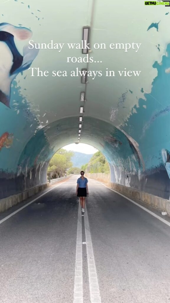 Jessica Schwarz Instagram - #portugal#arrabida#setubal#closedroad#seaview#sardinas Portugal