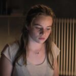 Jessica Schwarz Instagram - Yes... Es geht weiter 🧪🧬🌡⚗️ @biohackersnetflix @netflixde @christianditter @lunawedler @adrianjtillmann @bennofurmann @thomaskretschmann @carocult ...