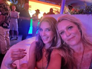 Jessica St. Clair Instagram - With my sister co-parent sister wife @daniellecarolineschneider in Miami living our best goddamn lives.