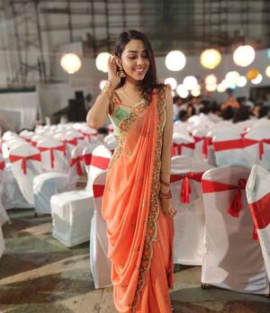 Jheel Mehta Instagram - I'm saree for not being too active on social media🙄

Thanks for sending so many lovely messages. I really appreciate that all of y'all love my character in the show so much, even after so many years! Always grateful.☺️