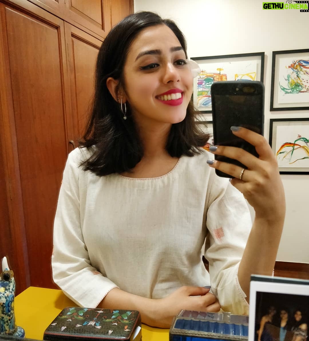 Jheel Mehta Instagram - There's a lot to be grateful for 🥀