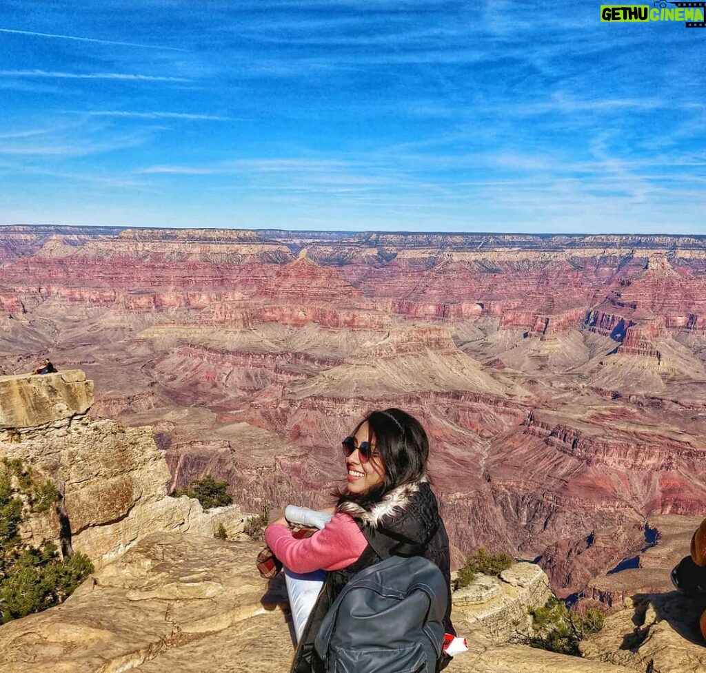 Jheel Mehta Instagram - When you stop and look around, this life is pretty amazing ❤️ South Rim of the Grand Canyon, AZ