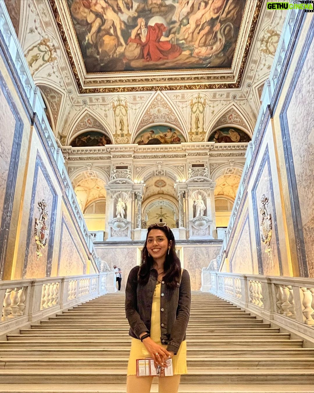 Jheel Mehta Instagram - I guess you can say that the last picture rocks 🧐🤪 Wien, Österreich