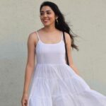 Jheel Mehta Instagram - Felt like the human version of the 💯 emoji in this dress 💮