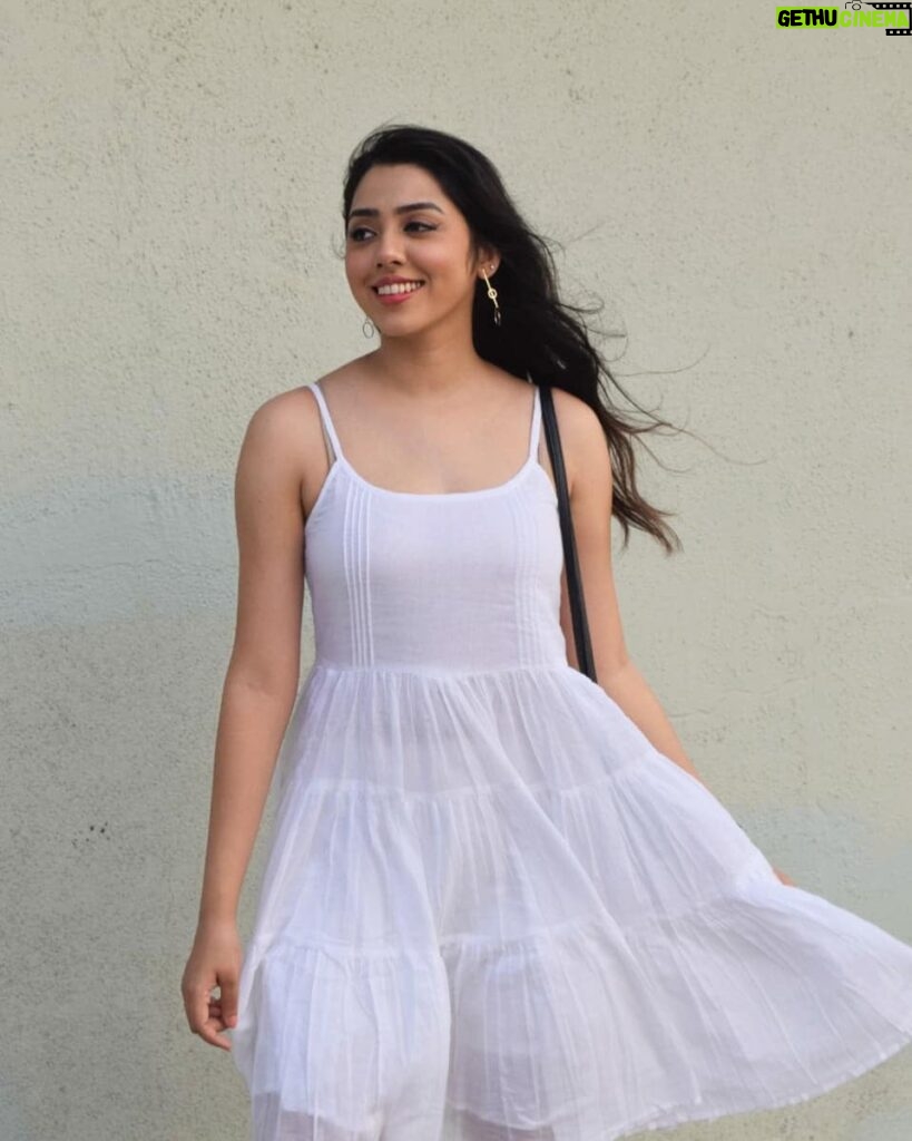 Jheel Mehta Instagram - Felt like the human version of the 💯 emoji in this dress 💮