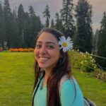 Jheel Mehta Instagram - 🌼 कश्मीर की कली 🌼 Gulmarg, Kashmir