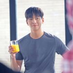 Ji Chang-wook Instagram - 오늘도 좋은 날! #nano365 비하인드 💛 #참좋은강황365 #AD