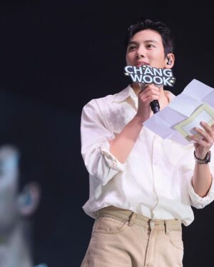 Ji Chang-wook Instagram - ขอบคุณที่อยู่เคียงข้างกันมาตลอด 
แล้วเจอกันใหม่ครับ 💕