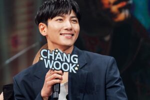 Ji Chang-wook Instagram - terima kasih🇮🇩
aku cinta kalian💕

#indonesia #jakarta